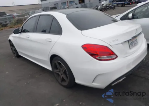 2017 Mercedes-Benz C 300 4Matic/Luxury 4Matic/Sport 4Matic from USA, damaged, VIN 55SWF4KB0HU213945